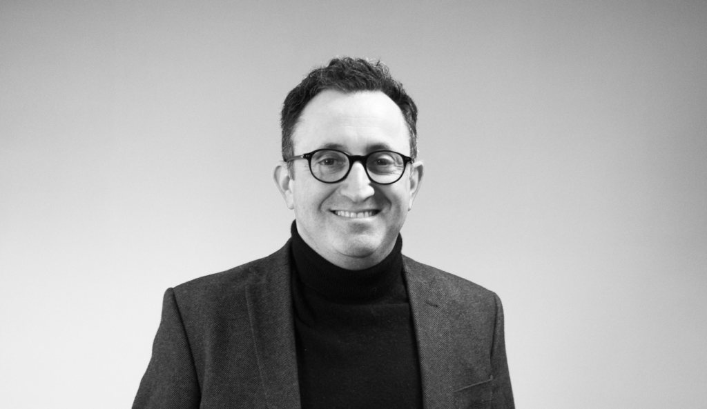 «Avec les IA on doit concevoir des situations d’apprentissage et des évaluations qui mesurent réellement la transformation des apprenants»: Stéphane Justeau, directeur de l’Institut de pédagogie avancée de l’Essca